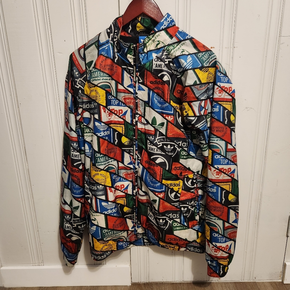 Adidas Originals Labels All Over Print Windbreaker Jacket SizeLarge
